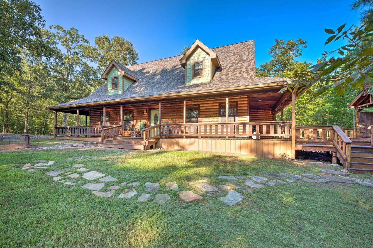 فيلا Broken Bow Retreat On 2 Acres With Hot Tub And Deck! المظهر الخارجي الصورة