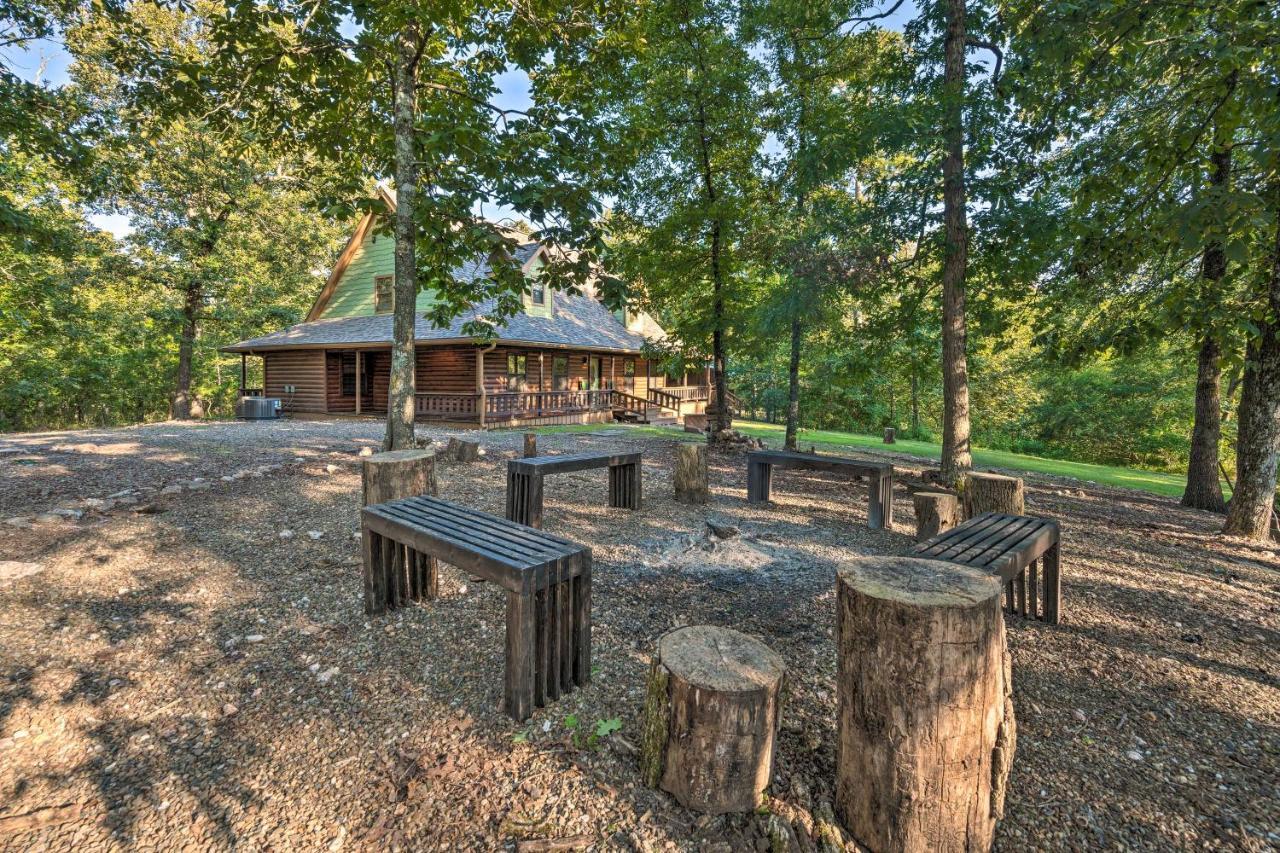 فيلا Broken Bow Retreat On 2 Acres With Hot Tub And Deck! المظهر الخارجي الصورة